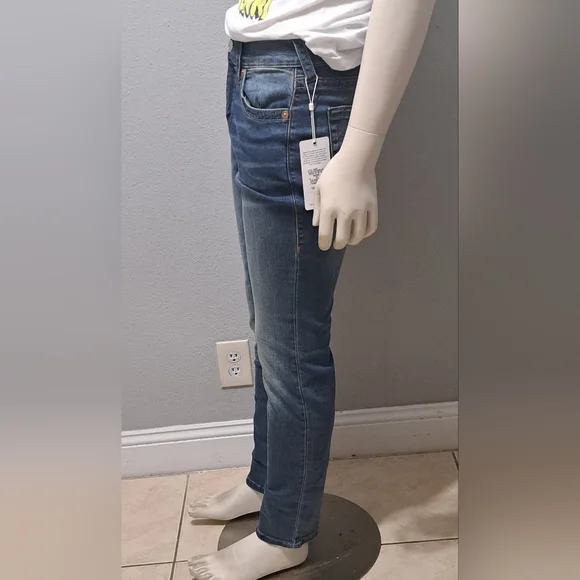 True Religion Men's Jeans Rocco Size 31.